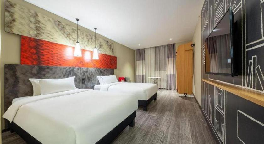 Ibis Nanchang Zhongshan Road Pedestrian Street Hotel Exterior foto
