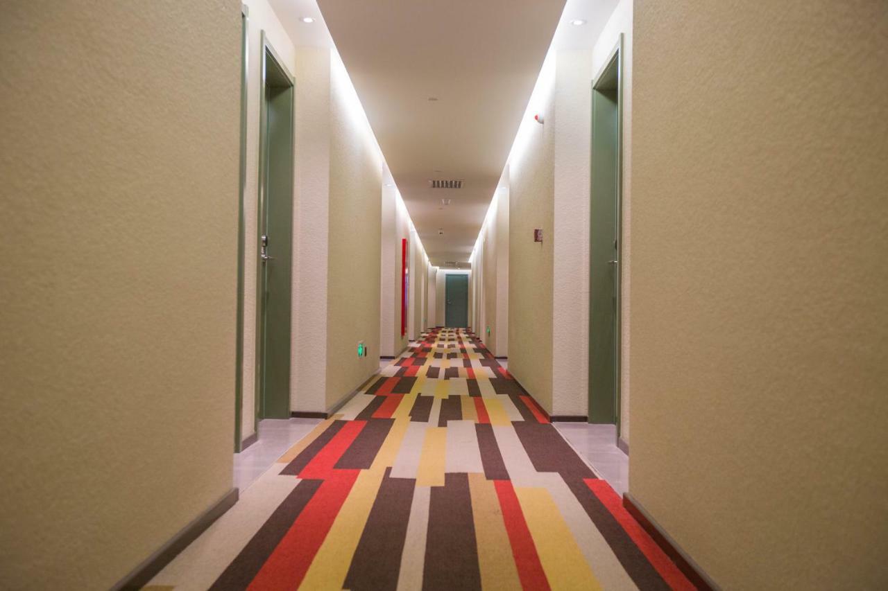 Ibis Nanchang Zhongshan Road Pedestrian Street Hotel Exterior foto